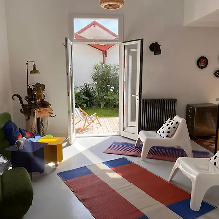 Holiday home Maison Lumineuse Avec Jardin - Proche D'eyrac Et Commerces - Fr-1-420-133 Arcachon